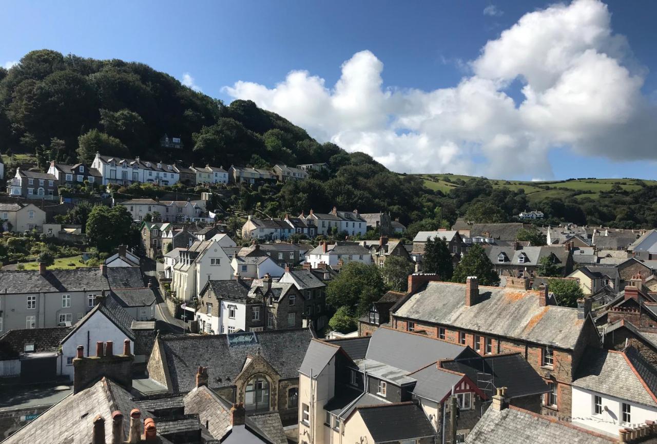 Castle Hill Guest House Lynton Exteriör bild